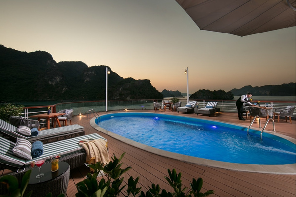 Panoramic pool on the deck of Heritage Cruises Binh Chuan