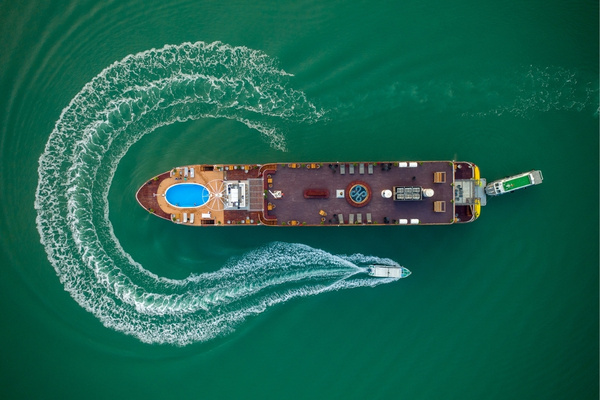 Heritage Cruises Binh Chuan's crew delivers personalized attention to every family