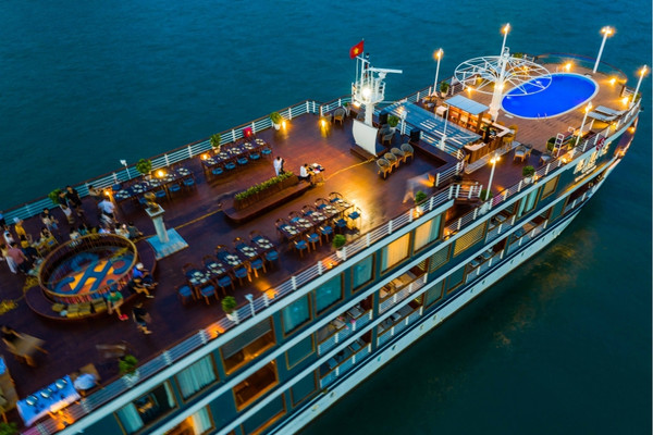 Experience a Lan Ha Bay overnight cruise with Heritage Binh Chuan