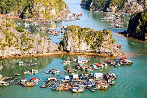 Every season tells a different story on Lan Ha Bay