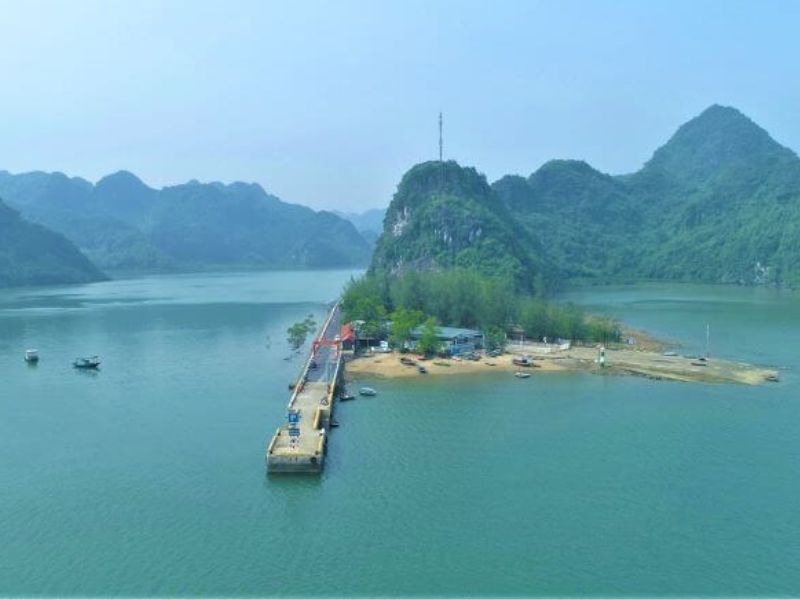 Giới thiệu Bến phà Gia Luận