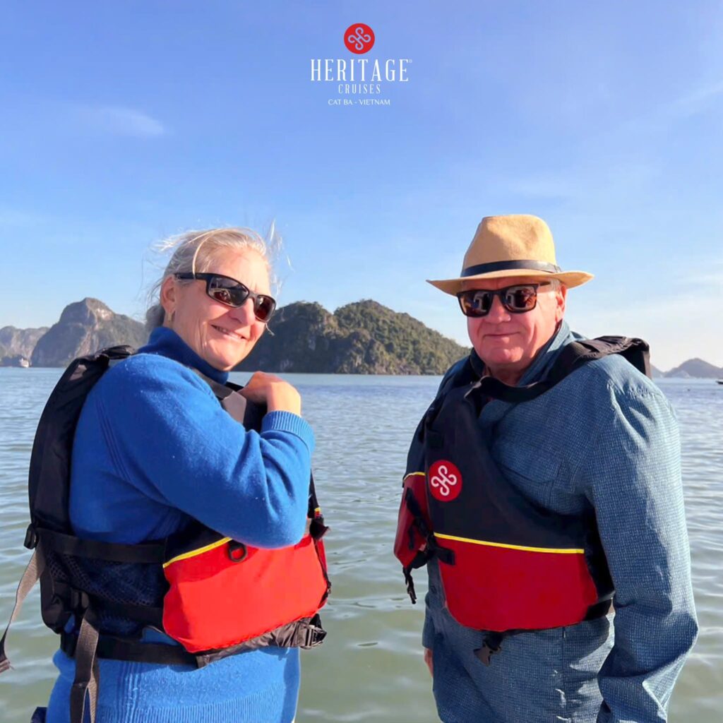 lan ha bay luxury cruise