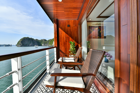 lan ha bay luxury cruise