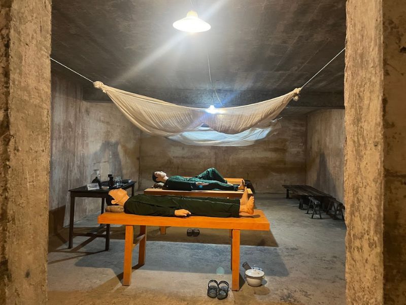 Kinh nghiệm tham quan Hang Quân Y chi tiết