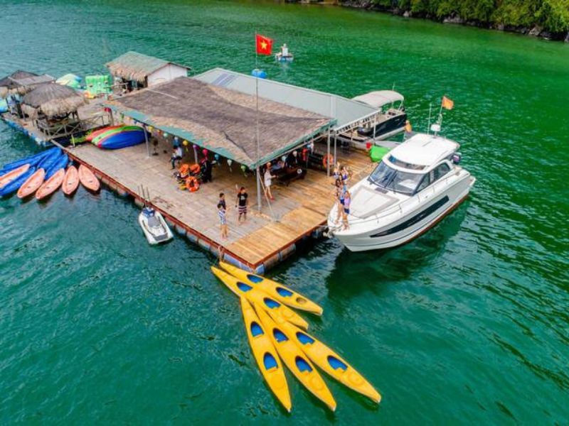 Khám phá chi tiết làng chài Trà Báu Cát Bà với nhiều điều mới lạ