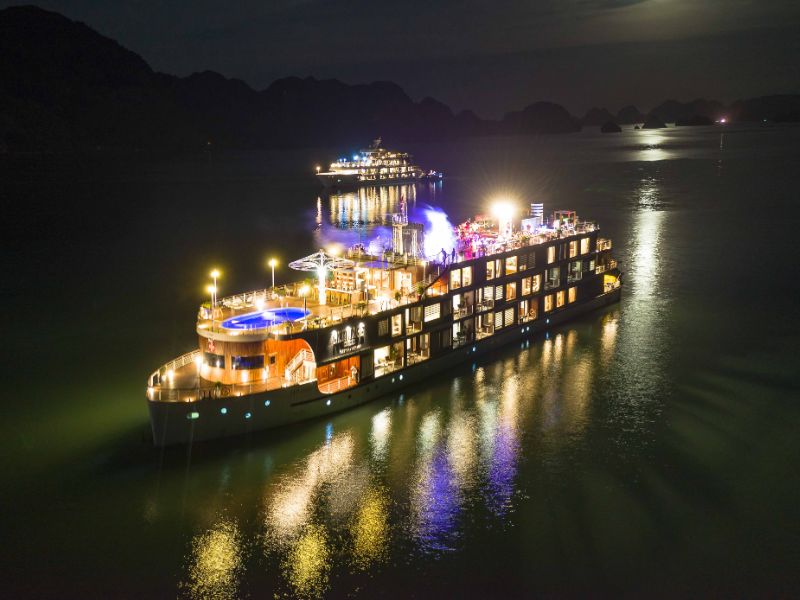 Heritage Cruises Bình Chuẩn đem tới trải nghiệm ngủ đêm đẳng cấp