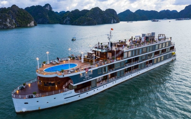 Du thuyền Heritage Bình Chuẩn mang đậm dấu ấn di sản và nghệ thuật